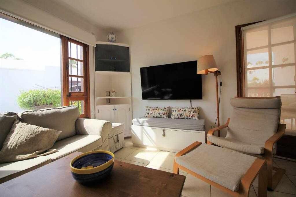 Casa Barbara En Playa Bastian Apartman Costa Teguise Kültér fotó